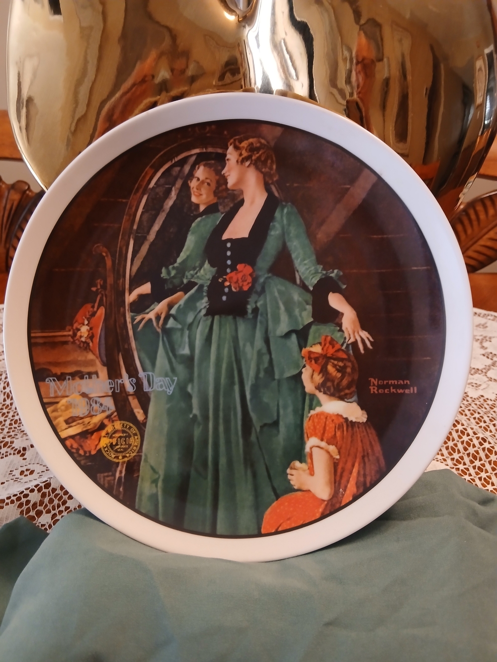 Grandmas Courting Dress "Mother's Day" Plate # 11169C